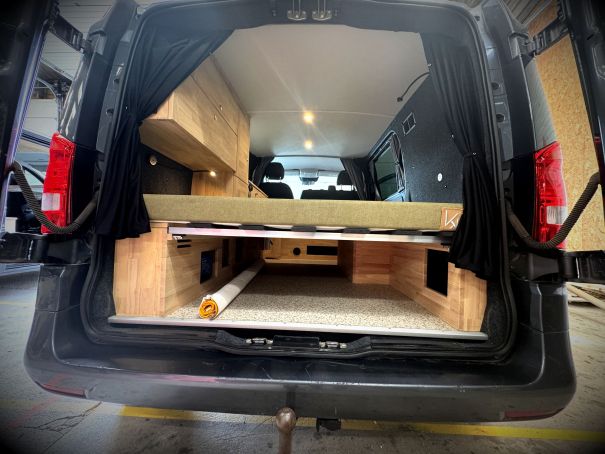 Mercedes vito amenage pour une céramiste nomade