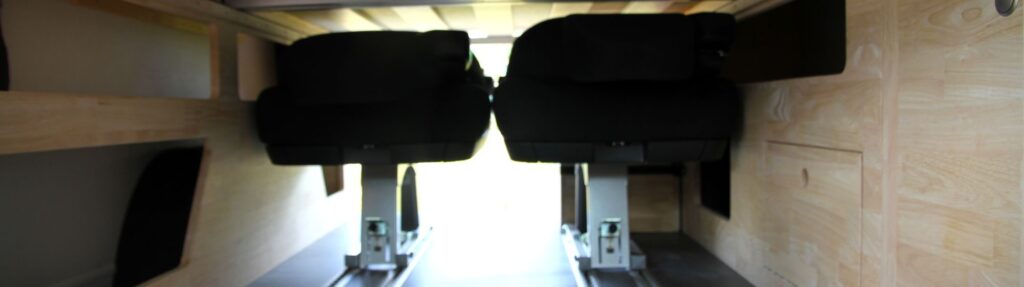 Van 4 places 4 couchages : le Trafic polyvalent de monsieur et madame T.