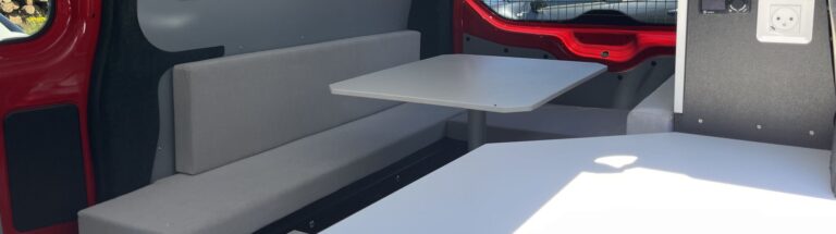 Van amovible utilitaire : le Ford Custom de Mme et Mr L.M.