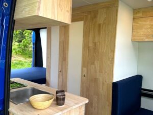 grand van type camping car - Karr Koncept (photo 4)
