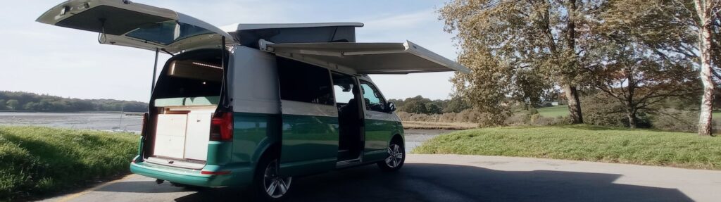 Van 7 places aménagé : le tout-en-un de monsieur T. sur base Transporter