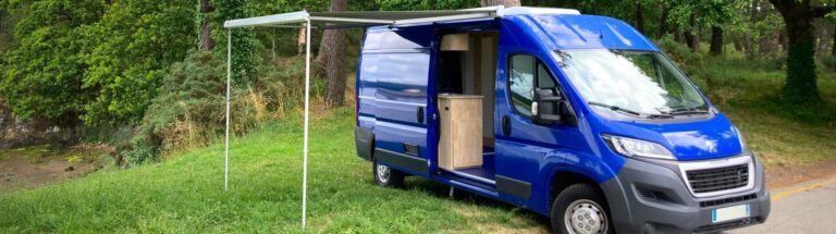 Grand van type camping-car : le Peugeot Boxer L3H2 de M. P. et Mme S.