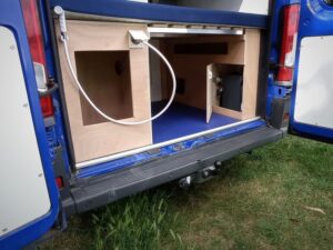 grand van type camping car - Karr Koncept (photo 1)